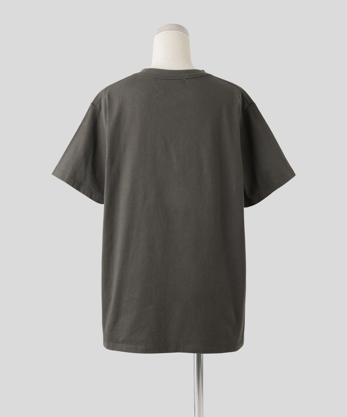 ホワイト チャコール ベージュ 半袖 Tシャツ プリント ウォッシャブル フリーサイズ フォトＴシャツ　フラワープリント AT THE TRNK ＠