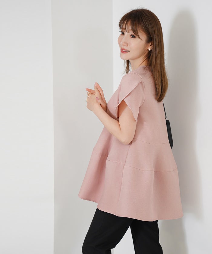 手洗い可 きれいめ 大人カジュアル オフィス フェニミン 体型カバー 上品 春 夏 秋口 ジョイントスペース チューリップ袖コクーンペプラムブラウス Liala×PG