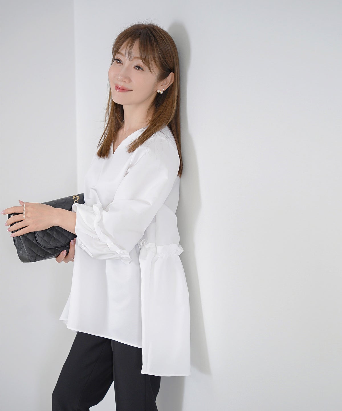 手洗い可 日本製 きれいめ 大人カジュアル オフィス フェニミン 上品 光沢感 夏 秋口 ジョイントスペース グログランペプラムブラウス Liala×PG