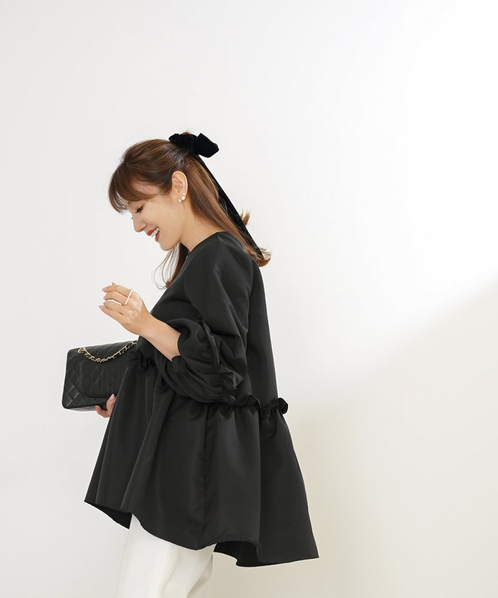 手洗い可 日本製 きれいめ 大人カジュアル オフィス フェニミン 上品 光沢感 夏 秋口 ジョイントスペース グログランペプラムブラウス Liala×PG