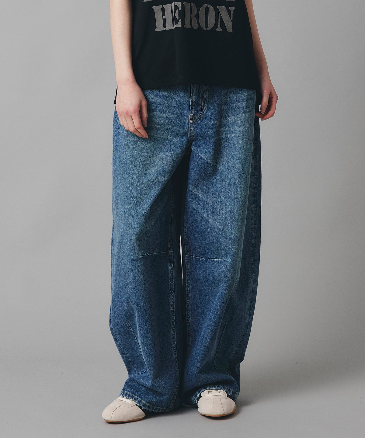 ブルー ワイド パンツ バレルシルエット ワイド デニム ウエストゴム レディース S M L デニムバレルパンツ AT THE TRNK
