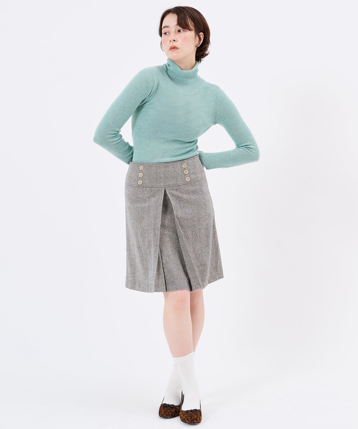 フロント インバーテッド プリーツスカート TINA：JOJUN