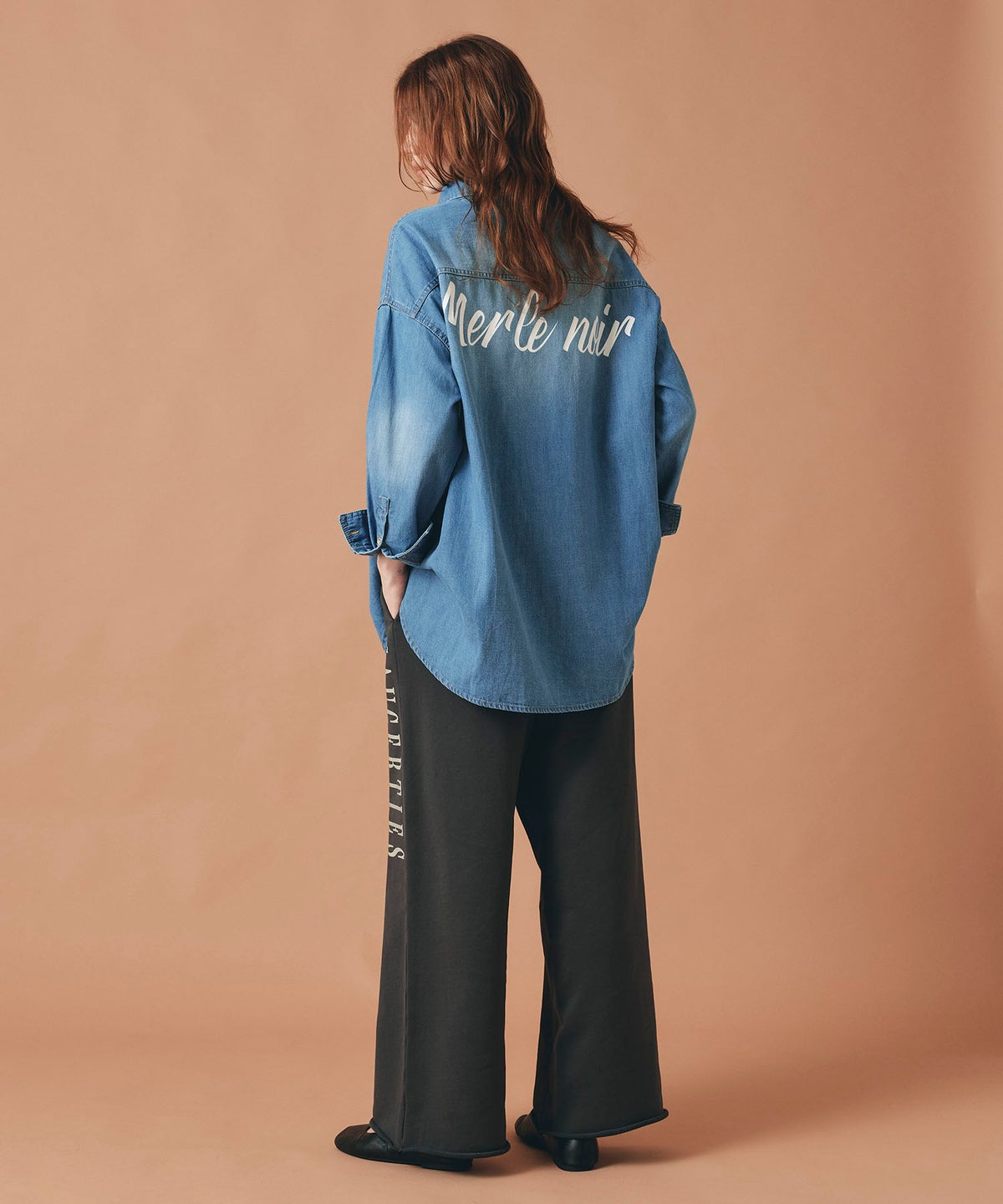 ブルー バック ロゴプリント デニム シャツ 長袖 レディース フリーサイズ バックプリントデニムシャツ AT THE TRNK