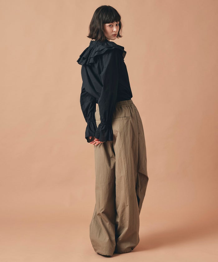 ホワイト ブラック ダブルフリルカラー & リボン ブラウス 長袖 フリーサイズ フリルブラウス AT THE TRNK