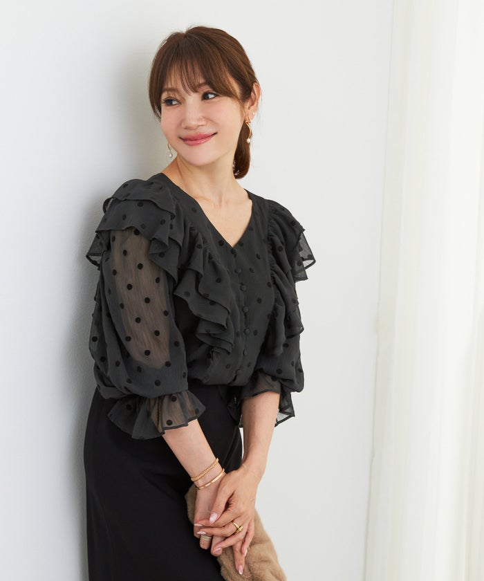 手洗い可 長袖 大人カジュアル オフィス きれいめ フェニミン シアー オールシーズン 柄 ジョイントスペース 楊柳シフォンフロッキーPTフリルブラウス Liala×PG