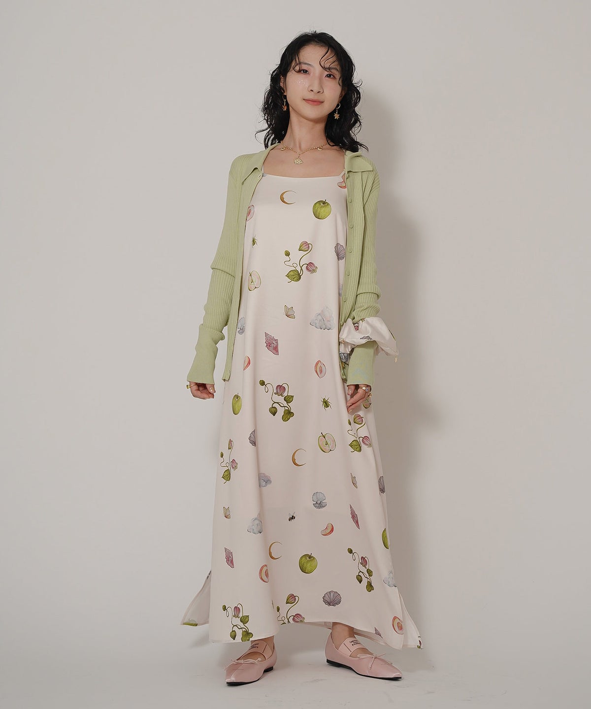 オリジナルプリント チャーム 星 ヘアアクセサリー 大きめ ヘアアレンジ 個性的 ジョイントスペース　星 チャーム付き シュシュ  Ricaco × Joint Space