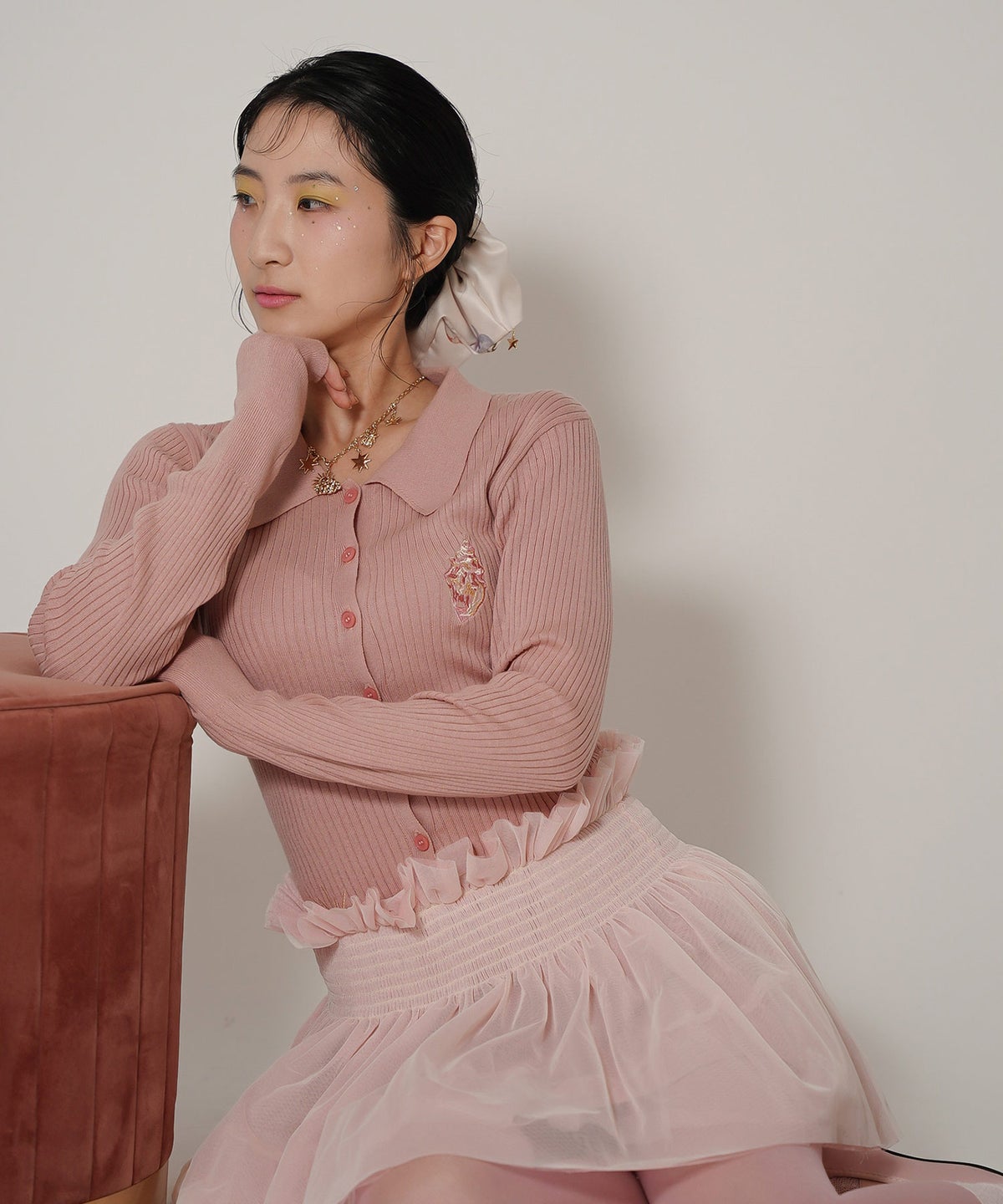 オリジナルプリント チャーム 星 ヘアアクセサリー 大きめ ヘアアレンジ 個性的 ジョイントスペース　星 チャーム付き シュシュ  Ricaco × Joint Space