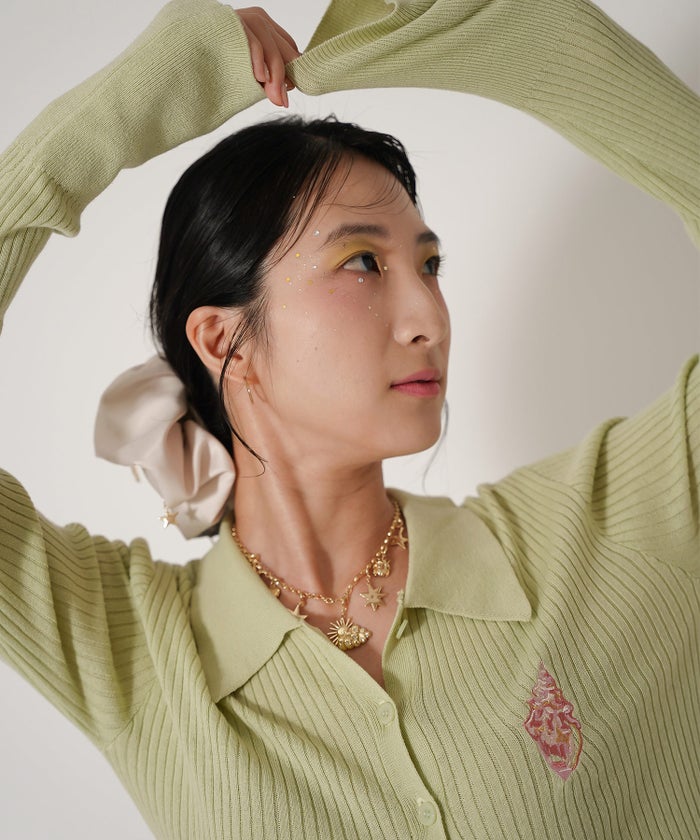 オリジナルプリント チャーム 星 ヘアアクセサリー 大きめ ヘアアレンジ 個性的 ジョイントスペース　星 チャーム付き シュシュ  Ricaco × Joint Space