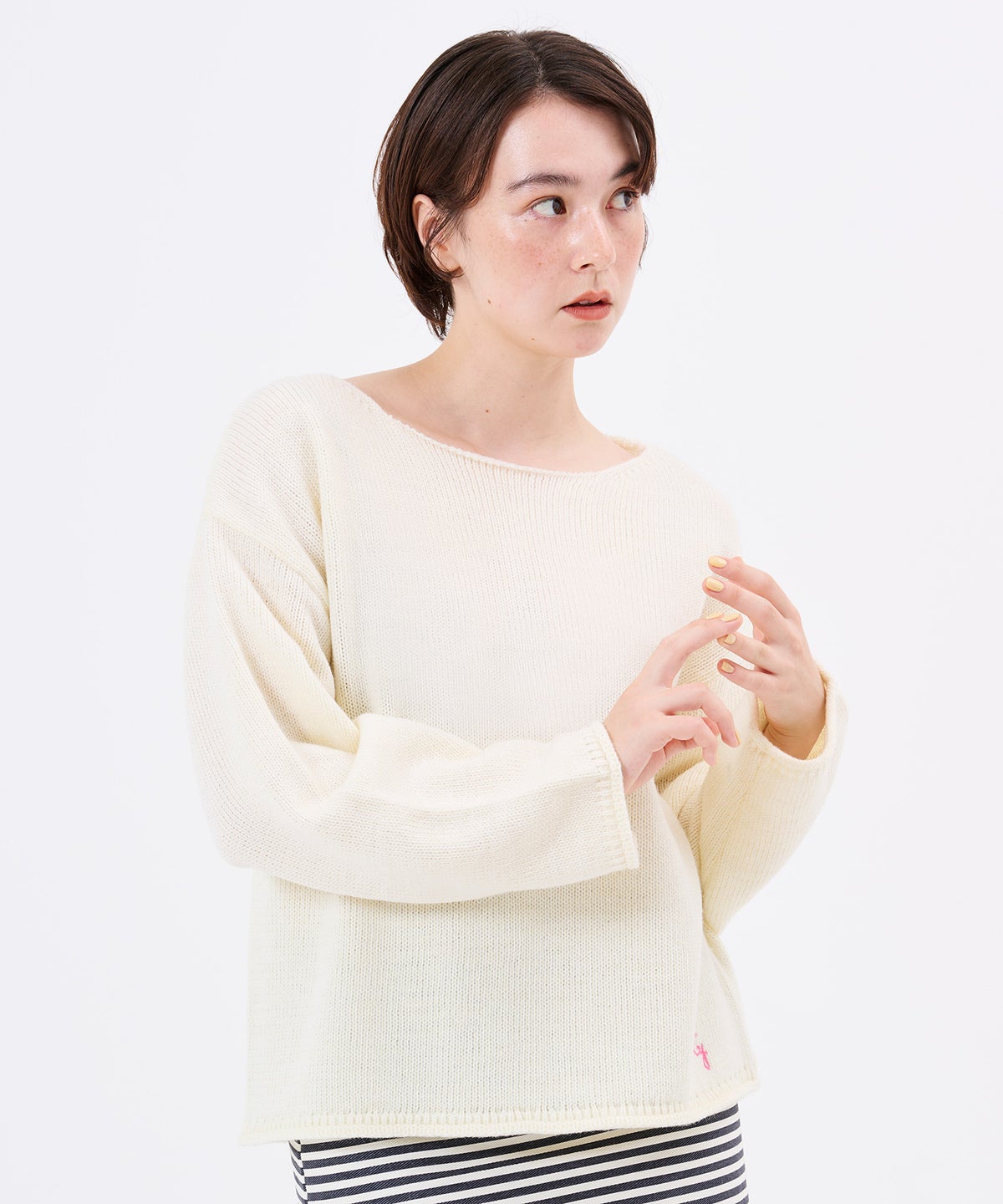 ボートネック/ニット/チェーンステッチ刺繍ボートネックニットプルオーバーTINA：JOJUN