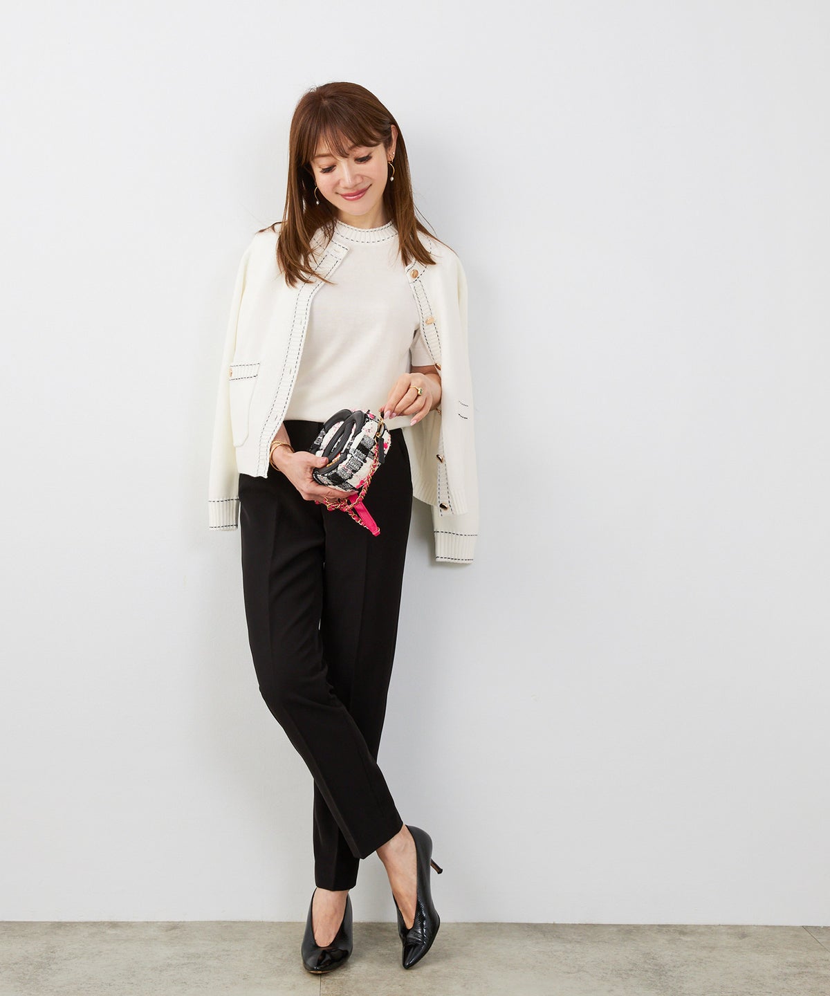 手洗い可 大人カジュアル 可愛い 上品 きれいめ オフィス フェミニン 春 秋冬 着回し ジョイントスペース ステッチ柄ニットアンサンブル Liala×PG