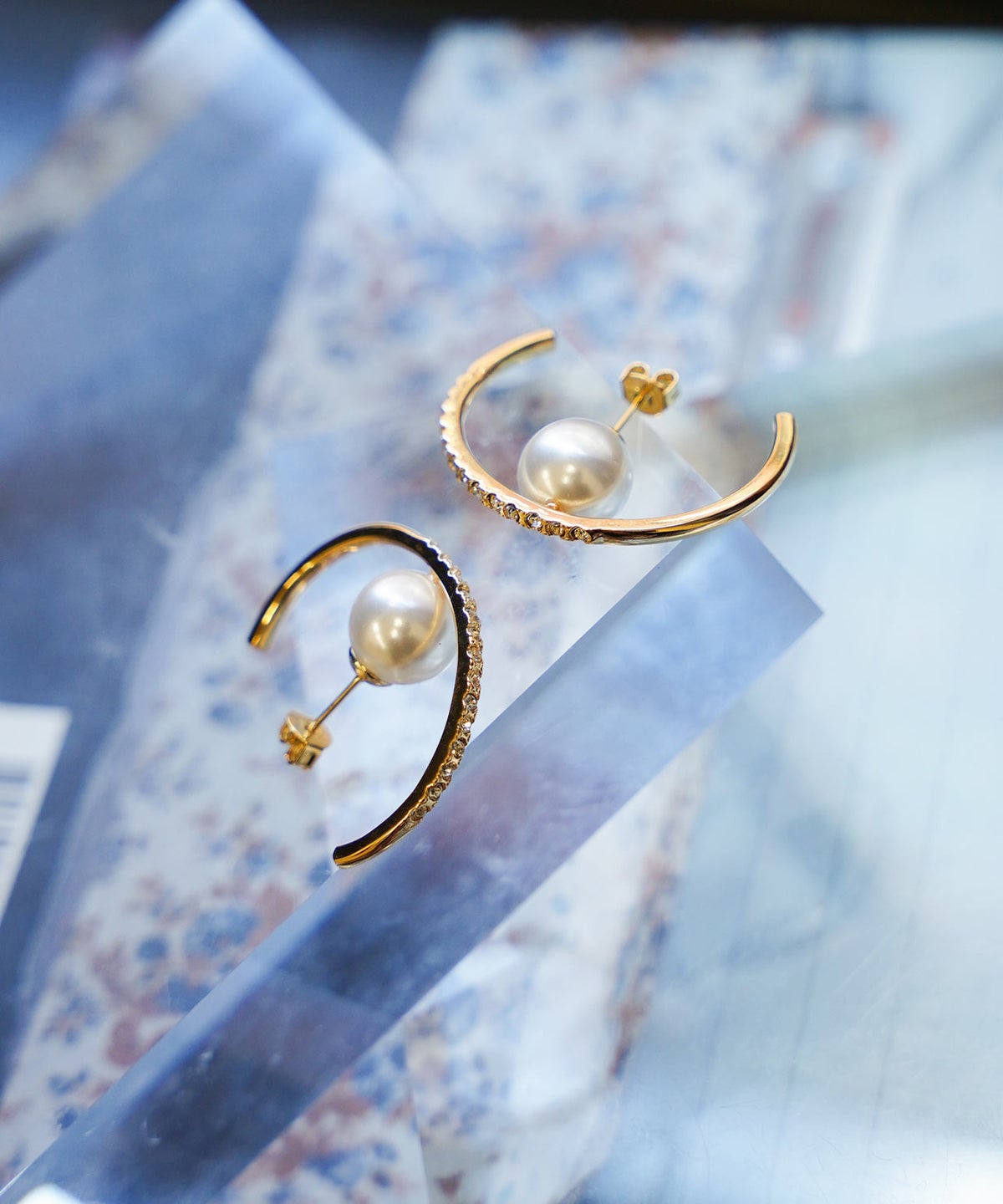 パール ハグ ピアス Pearl Hug Pierce