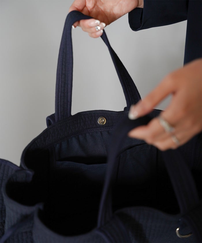ラッフル ヌビ バッグ Large アイボリー チャコール ネイビー フリーサイズ ラッフルヌビバッグLarge HUIT