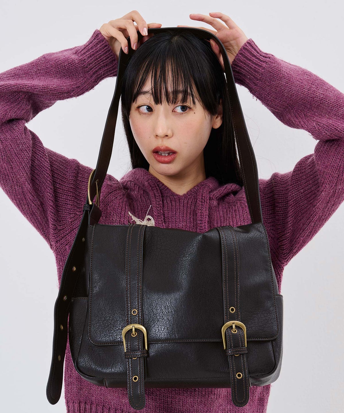 斜めかけ/ショルダーバッグ/ダブル ベルト メッセンジャー バッグ TINA：JOJUN