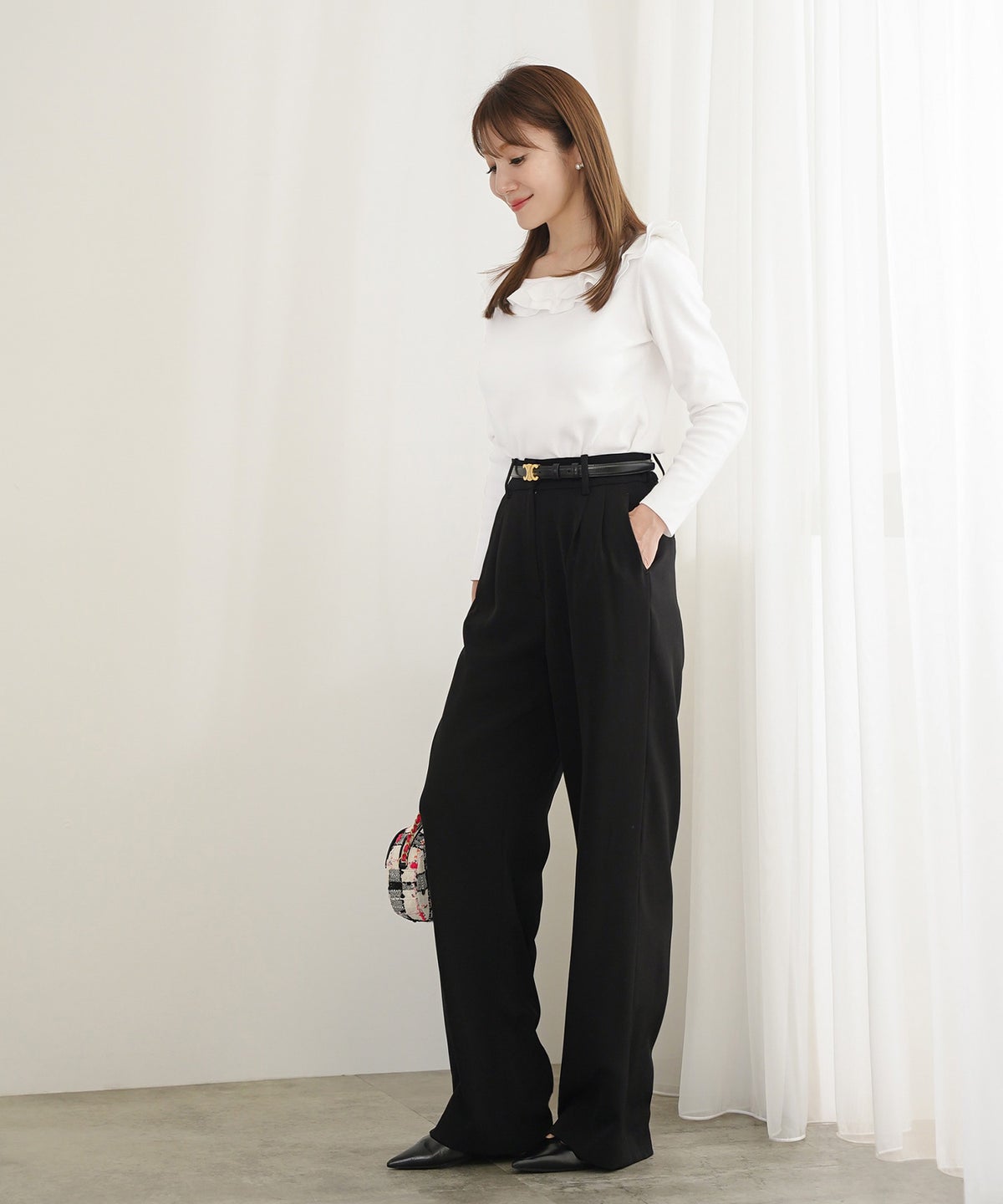 手洗い可 大人カジュアル 上品 長袖 可愛い きれいめ オフィス フェミニン 秋冬春 ジョイントスペース 2段フレア襟ニットPO Liala×PG
