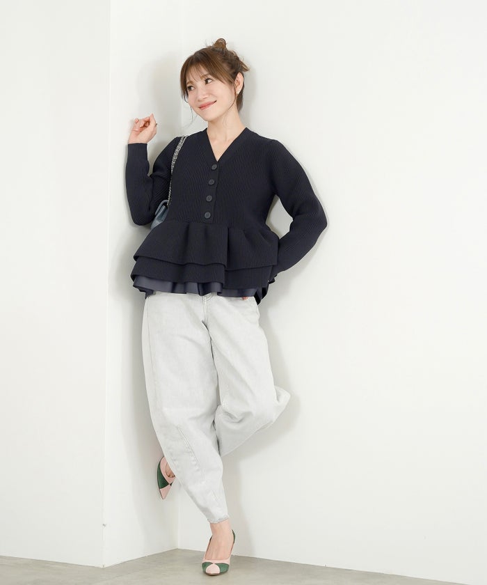 手洗い可 大人カジュアル 上品 長袖 きれいめ オフィス 秋冬 春 かわいい 異素材 ジョイントスペース 肩畦ペプラム裾グログランニットCD Liala×PG